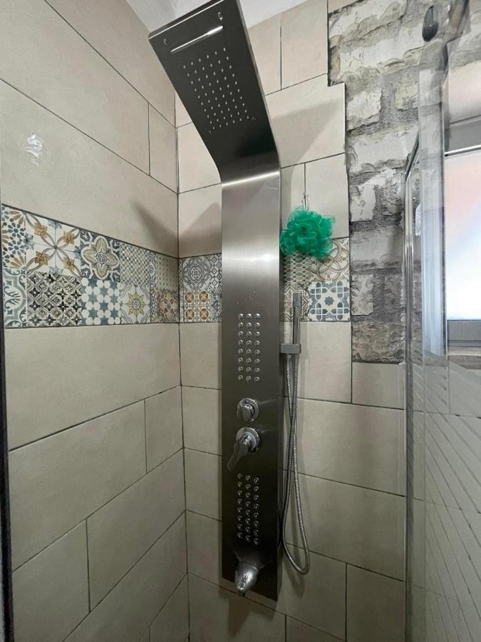 איגיו Stone Maisonettes מראה חיצוני תמונה